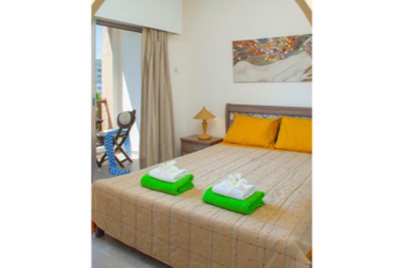 Castle Hotel Apts Limassol Zewnętrze zdjęcie