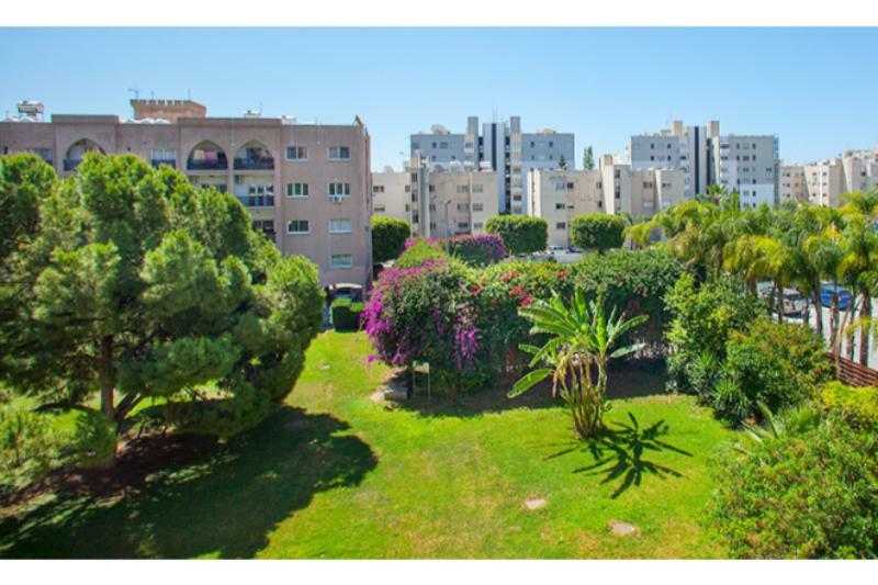 Castle Hotel Apts Limassol Zewnętrze zdjęcie